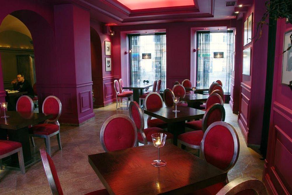 Vanilla Hotel Люблин Екстериор снимка