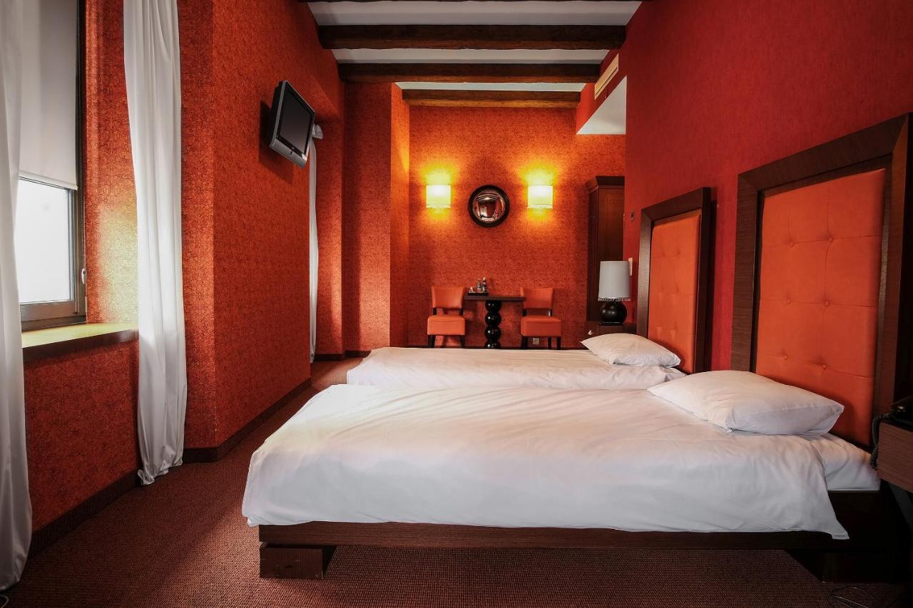 Vanilla Hotel Люблин Екстериор снимка